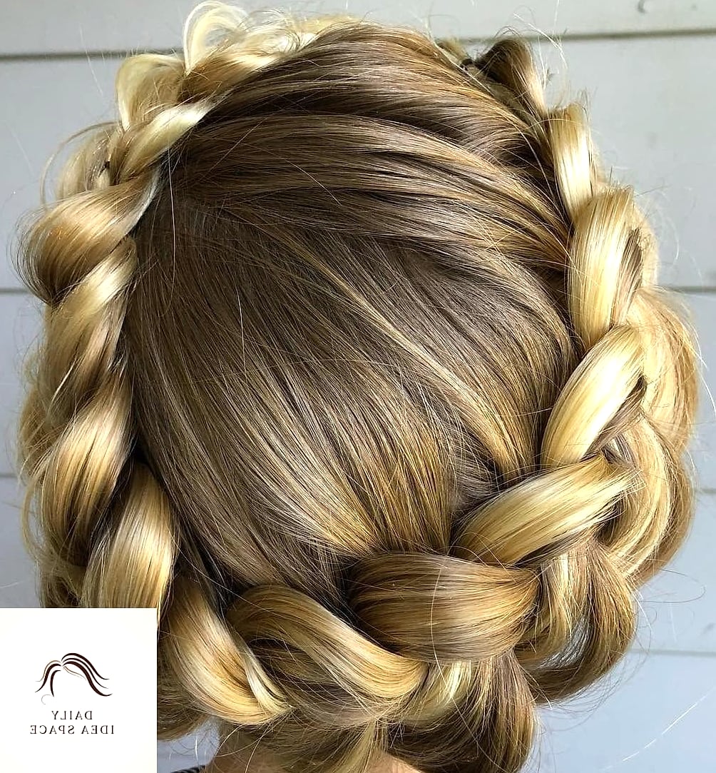 25 Blonde Braids Ideas That Are Going Viral on Pinterest Right Now 12 Blonde Crown Braid