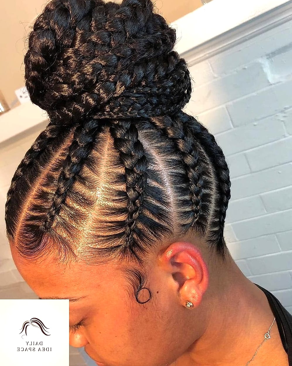 28 Hair Braids Looks You'll Want to Screenshot Immediately 13 Braided Bun