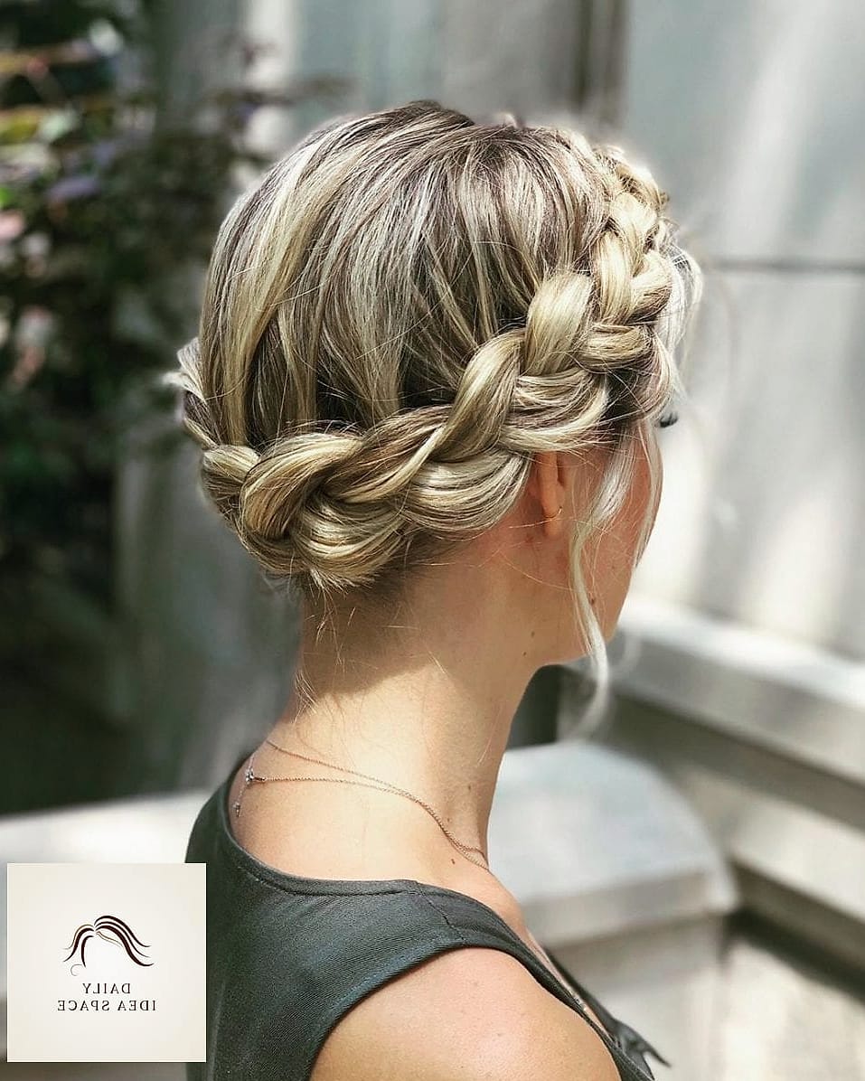 22 Hair Styles Braids Ideas That Will Transform Your Look 7 Halo Braid